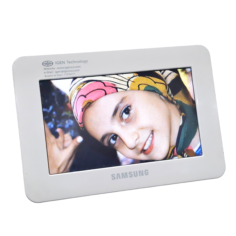 قاب عکس دیجیتال سامسونگ با صفحه نمایش 7 اینچ